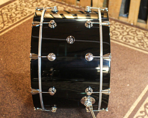 DW Performance Piano Black Lacquer Bass Drum - 14x24