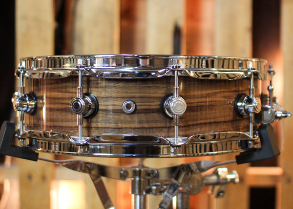 DW 4x14 Collector's Pure Walnut Natural Lacquer over Quilted Walnut Snare Drum - SO#1424831