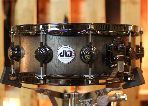 DW 5x14 Collector's Pure Walnut Satin Quick Natural to Ebony Burst Snare Drum - SO#1447187