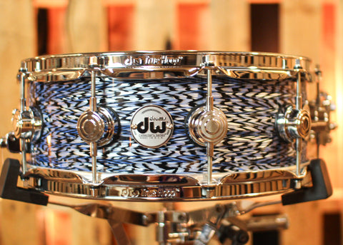 DW 5x14 Collector's Standard Maple Blue Silk Onyx Snare Drum - SO#1131901