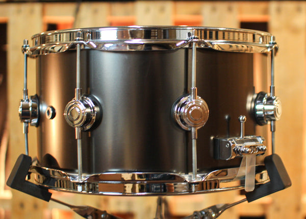 DW 7x13 Collector's Satin Black over Brass Snare Drum - DRVD0713SVCBK