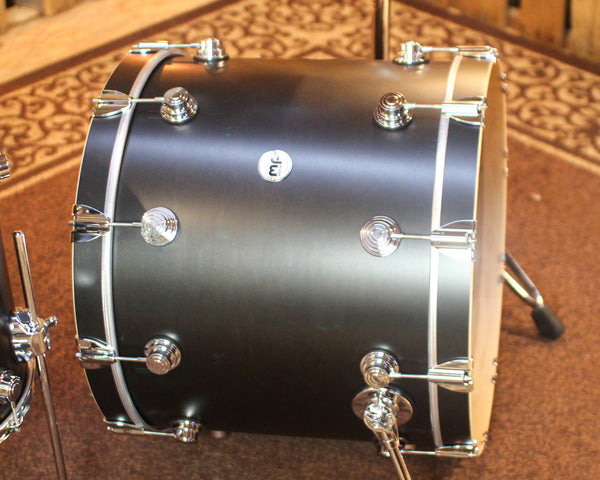 DW Collector's Maple SSC Ebony Satin Oil Drum Set - 22,8,10,12,14,16 - SO#1449939
