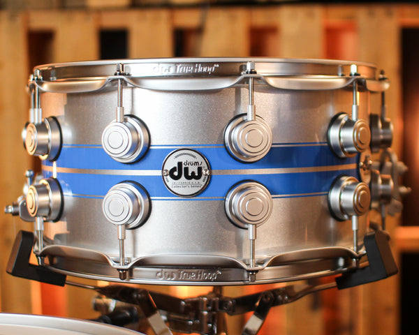 DW Collector's Maple SSC Silver Metallic w/ Honolulu Blue Rally Stripe Drum Set - 24,13,16,14sn - SO#1414967