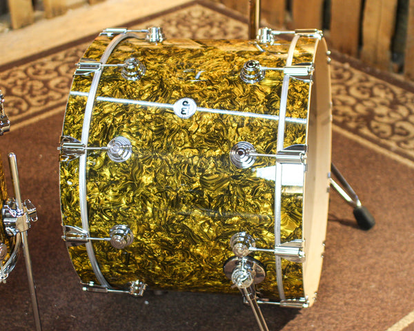 DW Collector's Standard Maple Gold Abalone Drum Set - 22,8,10,12,14,16 - SO#1423477