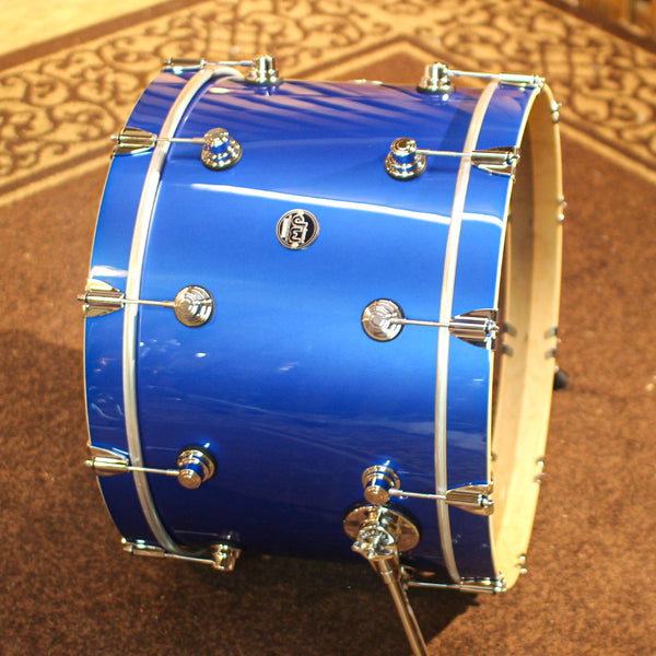 DW Performance Sapphire Blue Bass Drum - 14x22