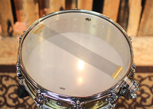 DW 4x14 Collector's Polished Bell Brass Snare Drum - DRVN0414SPC