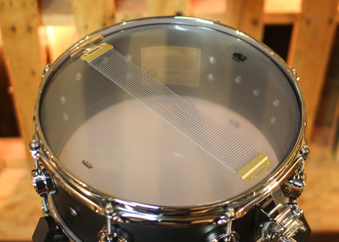 DW 5.5x13 Collector's 3mm Black Powder Coated Aluminum Snare Drum