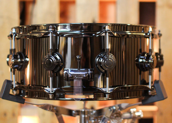 DW 5.5x14 Collector's Black Nickel over Brass Snare Drum w/ Black Nickel Hardware