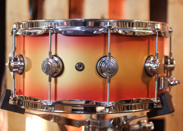 DW 6.5x14 Collector's Mahogany Spruce Gold to Scarlet Red Burst Hard Satin Snare Drum - SO#1450184