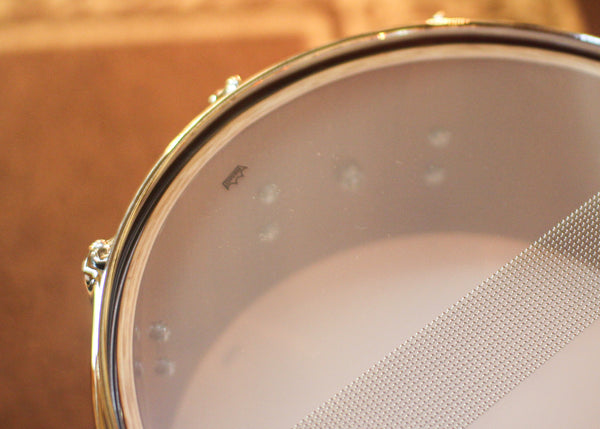 DW 6.5x14 Collector's Mahogany Spruce Gold to Scarlet Red Burst Hard Satin Snare Drum - SO#1450184