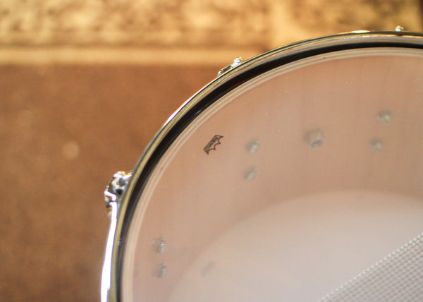 DW 6.5x14 Collector's Maple 333 Almond Burst over Black Limba Snare Drum - SO#1430090