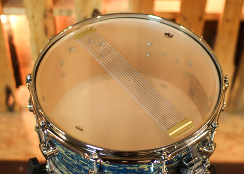 DW 6.5x14 Collector's Maple 333 Blue Oyster Glass Snare Drum - SO#1441174