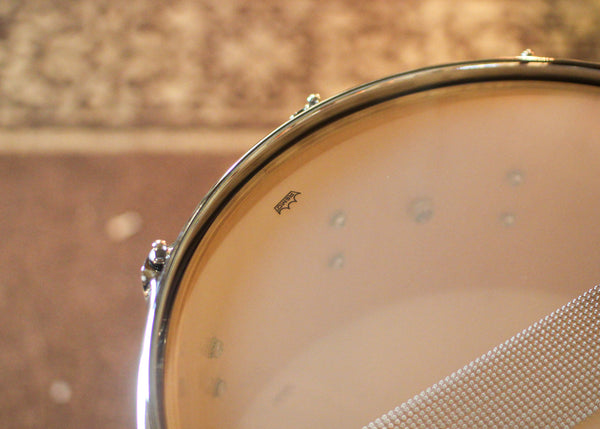 DW 6.5x14 Collector's Maple 333 Natural Lacquer over Twisted Rainbow Snare Drum - SO#1424079