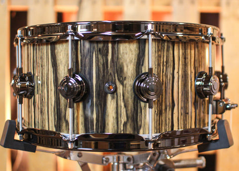 DW 6.5x14 Collector's Maple VLT Royal Ebony Snare Drum - SO#1344447