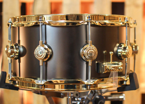 DW 6.5x14 Collector's Satin Black over Brass Snare Drum w/ Gold Hardware - DRVD6514SVGBK