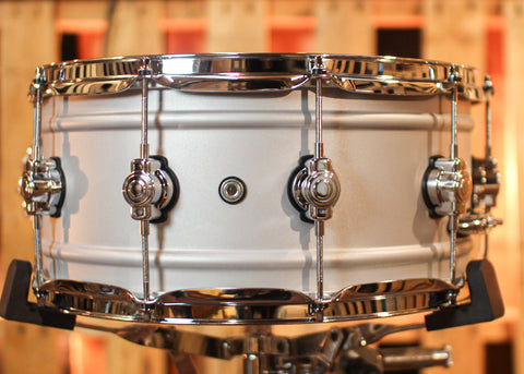 DW 6.5x14 Design Matte Aluminum Snare Drum - DDSD6514MACR