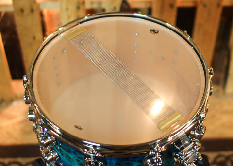 DW 7x14 Collector's Maple VLT Regal to Royal Blue Burst over Mapa Burl Snare Drum - SO#1407182