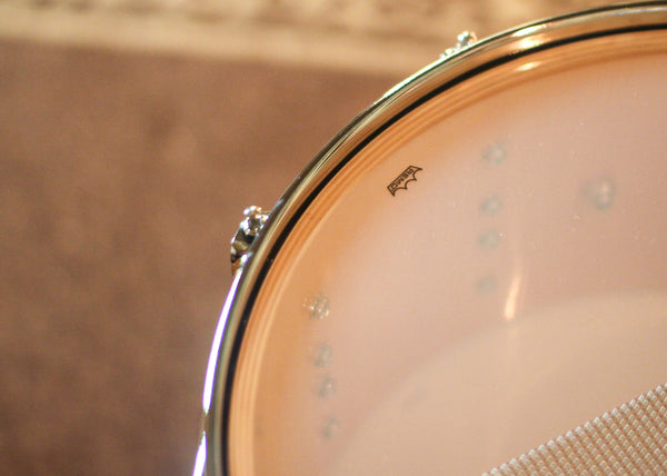 DW 7x14 Collector's Maple VLT Regal to Royal Blue Burst over Mapa Burl Snare Drum - SO#1407182
