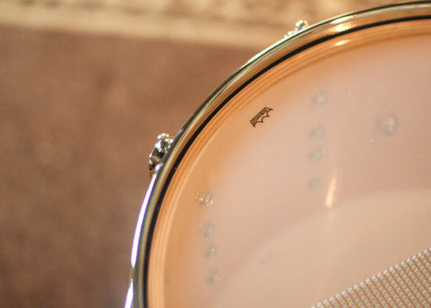 DW 7x14 Collector's Maple VLT Regal to Royal Blue Burst over Mapa Burl Snare Drum - SO#1407182