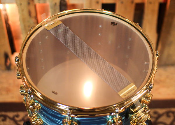 DW 8x14 Collector's Maple Mahogany Turquoise Oyster Snare Drum - SO#1417215