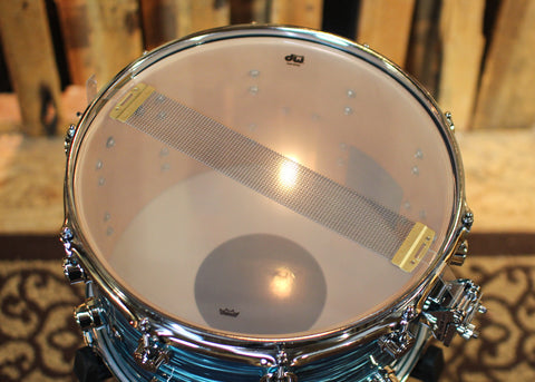 DW Performance Turquoise Oyster Snare Drum - 8x14