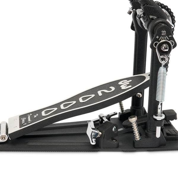 DW 2000 Series Single Chain Drive Double Bass Drum Pedal - DWCP2002A