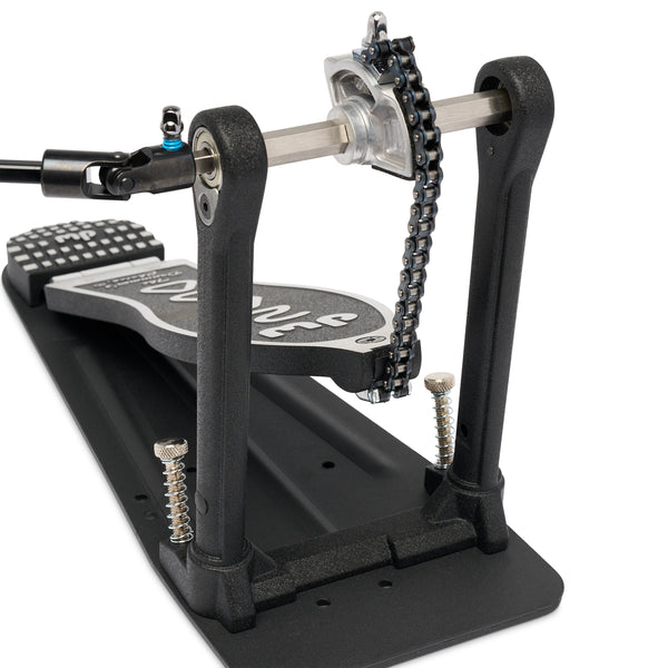 DW 2000 Series Single Chain Drive Double Bass Drum Pedal - DWCP2002A