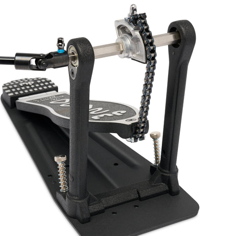 DW 2000 Series Single Chain Drive Double Bass Drum Pedal - DWCP2002A