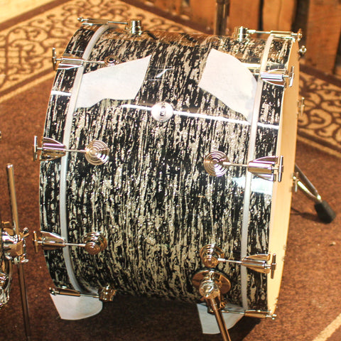DW Collector's Classics Black Oyster Glass Drum Set - 24,13,16,18 - SO#1315064