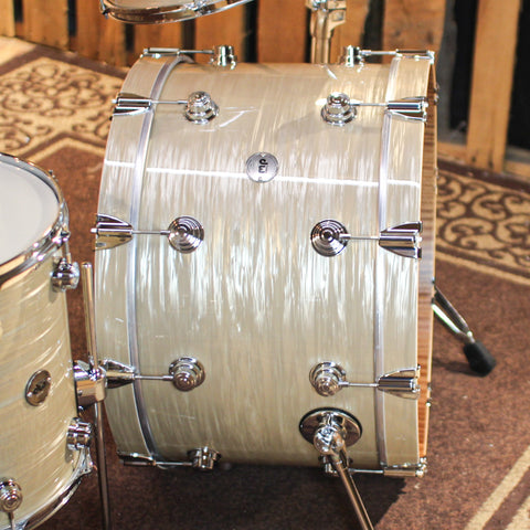 DW Collector's Contemporary Classics Creme Oyster Drum Set - 24,13,14,16 - SO#1340987