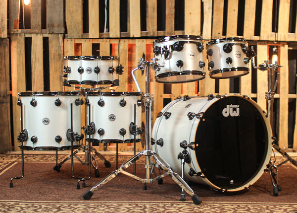 DW Collector's Maple SSC Arctic White Drum Set - 22,10,12,14,16,14sn - SO#1315990