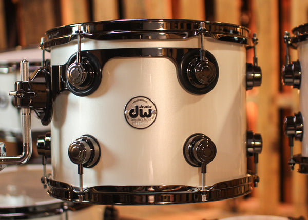 DW Collector's Maple SSC Arctic White Drum Set - 22,10,12,14,16,14sn - SO#1315990