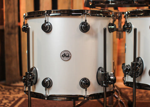 DW Collector's Maple SSC Arctic White Drum Set - 22,10,12,14,16,14sn - SO#1315990