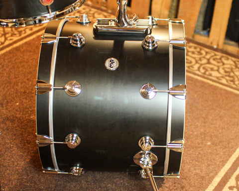 DW Collector's Maple SSC Ebony Satin Oil Drum Set - 22,10,12,16 - SO#1357438