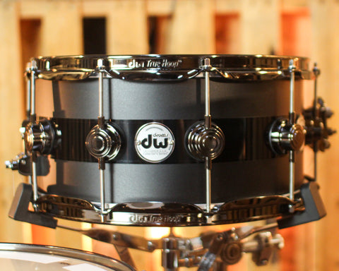 DW Collector's Maple SSC Matte Black Pearl w/ Gloss Black Rally Stripe Drum Set - 22,13,16,14sn - SO#1435202