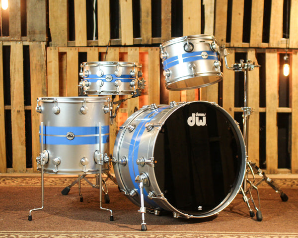 DW Collector's Maple SSC Silver Metallic w/ Honolulu Blue Rally Stripe Drum Set - 24,13,16,14sn - SO#1414967