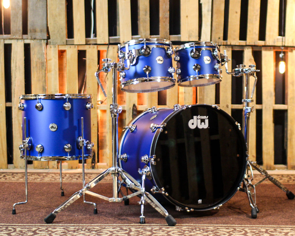 DW Collector's Maple SSC Blue Metallic Hard Satin Drum Set - 22,10