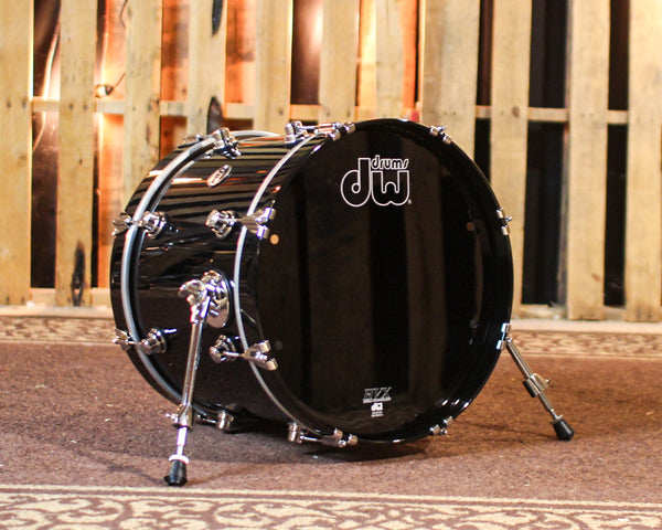 DW Performance Piano Black Lacquer Bass Drum - 14x18