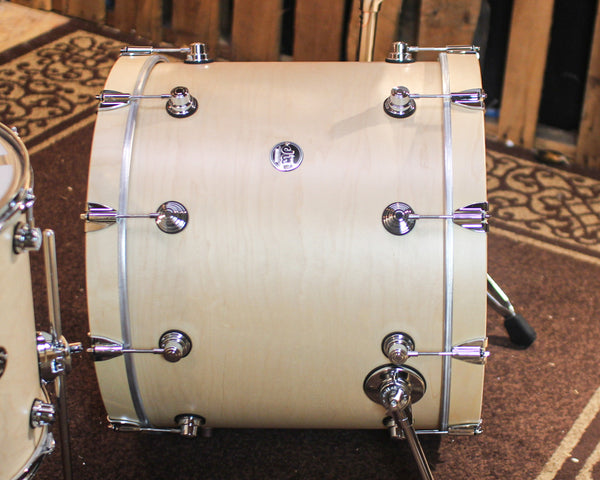 DW Performance Satin Natural Stage Drum Set - 18x22,8x10,9x12,14x16