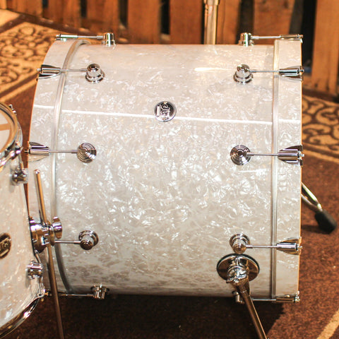 DW Performance White Marine Pearl 5pc Drum Set - 18x22, 8x10, 9x12, 12x14, 14x16