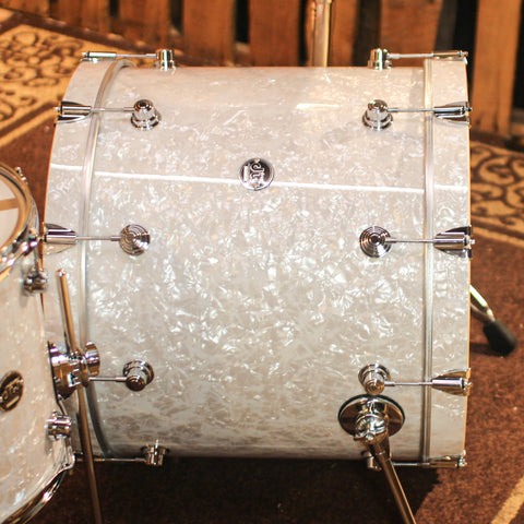 DW Performance White Marine Pearl 6pc Drum Set - 18x22, 7x8, 8x10, 9x12, 12x14, 14x16