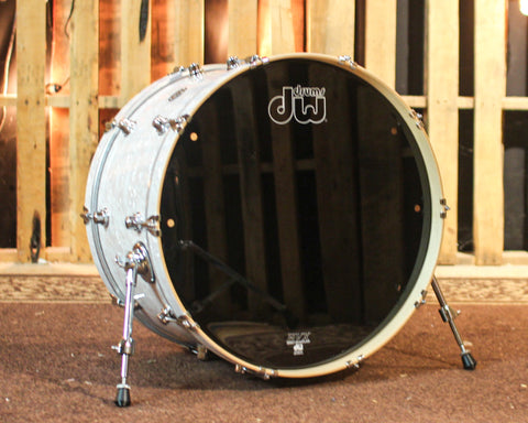 DW Performance White Marine Pearl Bass Drum - 14x24