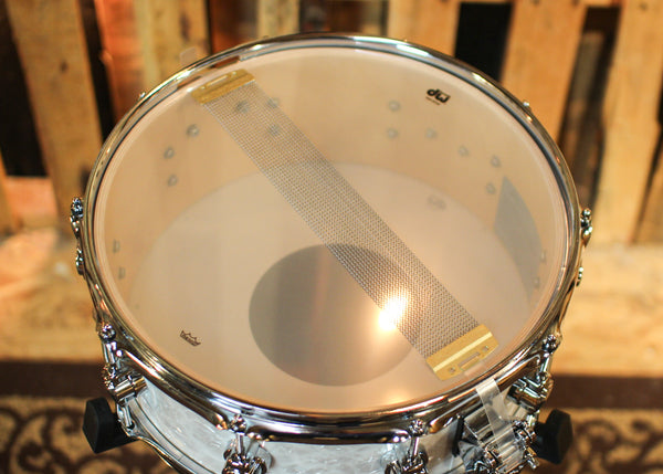 DW Performance White Marine Pearl Snare Drum - 5.5x14