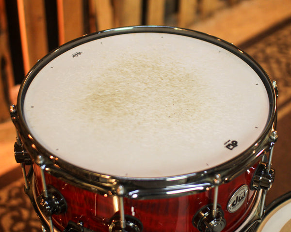 Used DW Collector's Maple Candy Apple Red over Redwood Stump Drum Set - 22,10,12,14,16,14sn