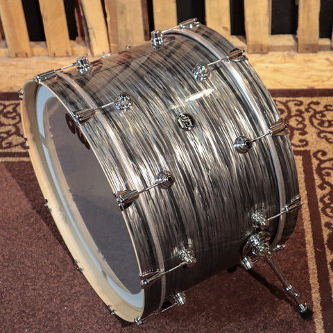 DW 14x24 Performance Pewter Oyster Bass Drum