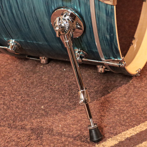 DW Performance Turquoise Oyster Bass Drum - 14x24