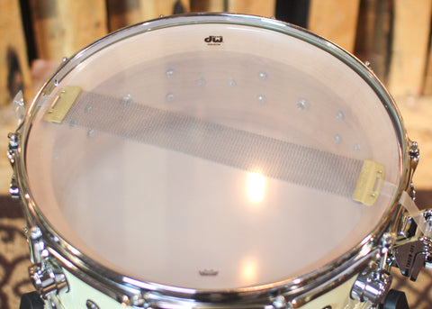 DW 5.5x14 Collector's Maple Solid Double Cream Super Solid Snare Drum - SO#1288929