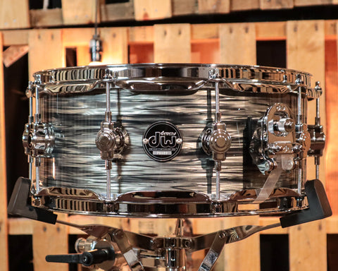DW Performance Pewter Oyster Snare Drum - 5.5x14