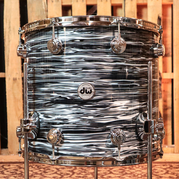 DW Collector's Maple 333 Black Oyster Drum Set - 18x22,8x10,9x12,14x16 - SO#1282578
