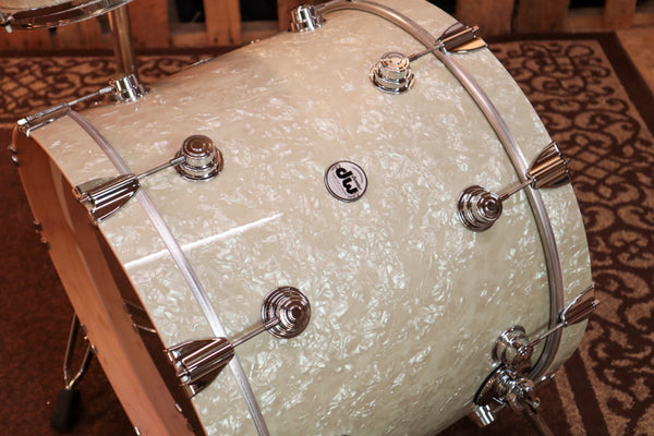 DW Collector's Vintage Marine Drum Set - 22,10,12,16 - SO#1223919